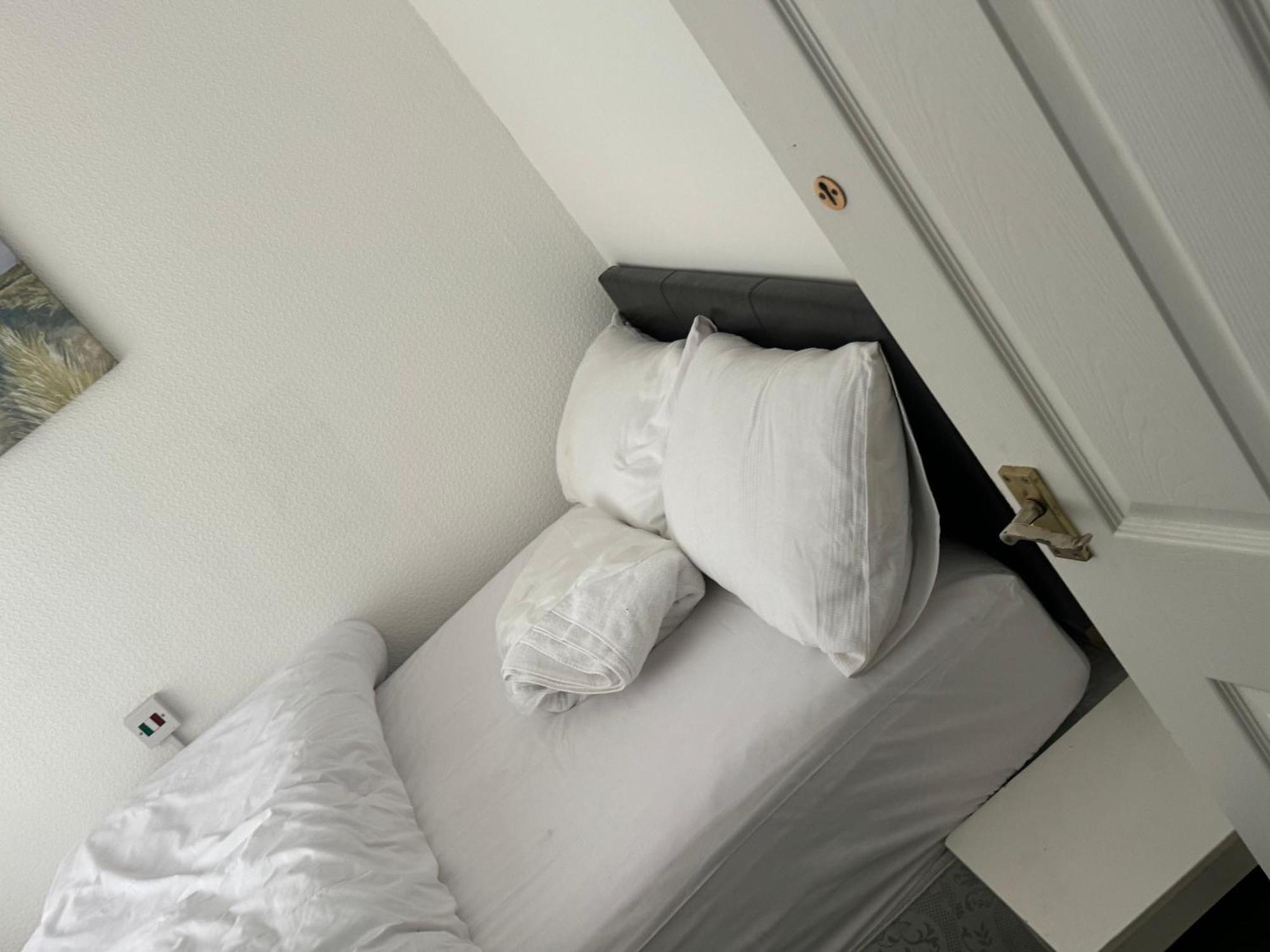 Komegloba Exquisite Room Манчестер Экстерьер фото